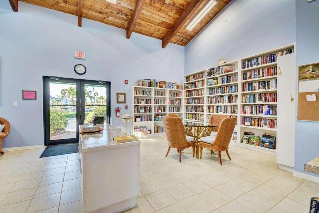 Excellent Beach Front Community, Golf Course, Tennis, Sunny Weather Year Round! Fort Pierce Luaran gambar